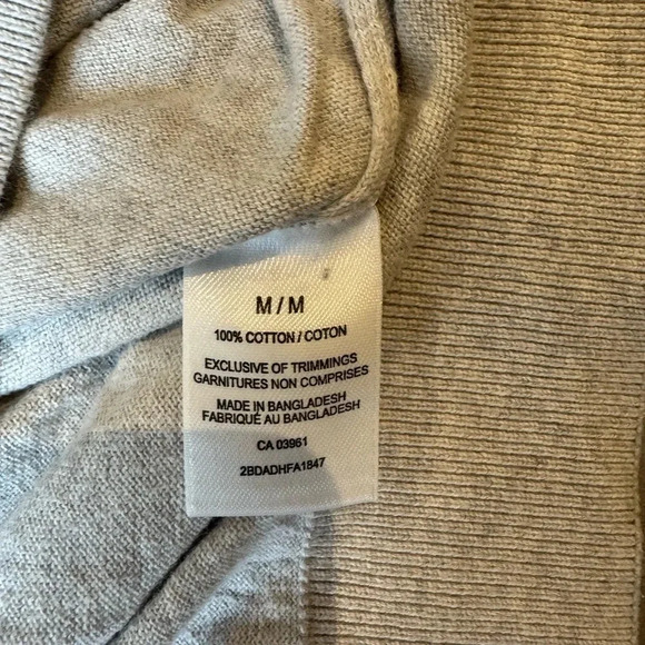 Denver Hayes Light Grey Cotton V-Neck Sweater - Picture 3 of 4